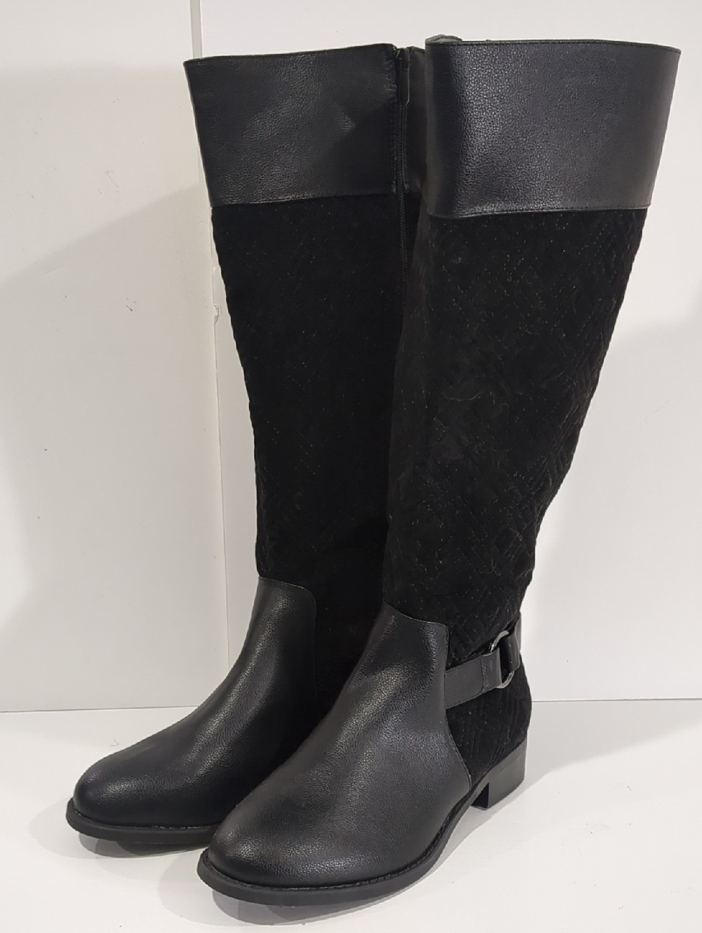 TORRID Black Knee-High Women's Style Quilted Harness Tall Boots size 11